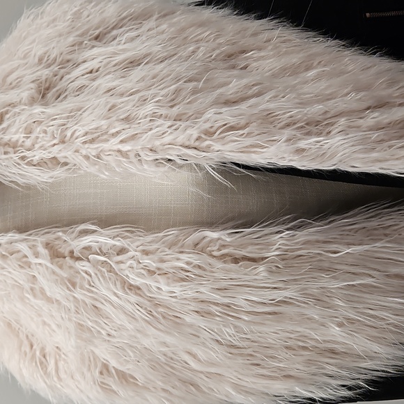 The Limited Collection Jacket - Picture 2 of 6